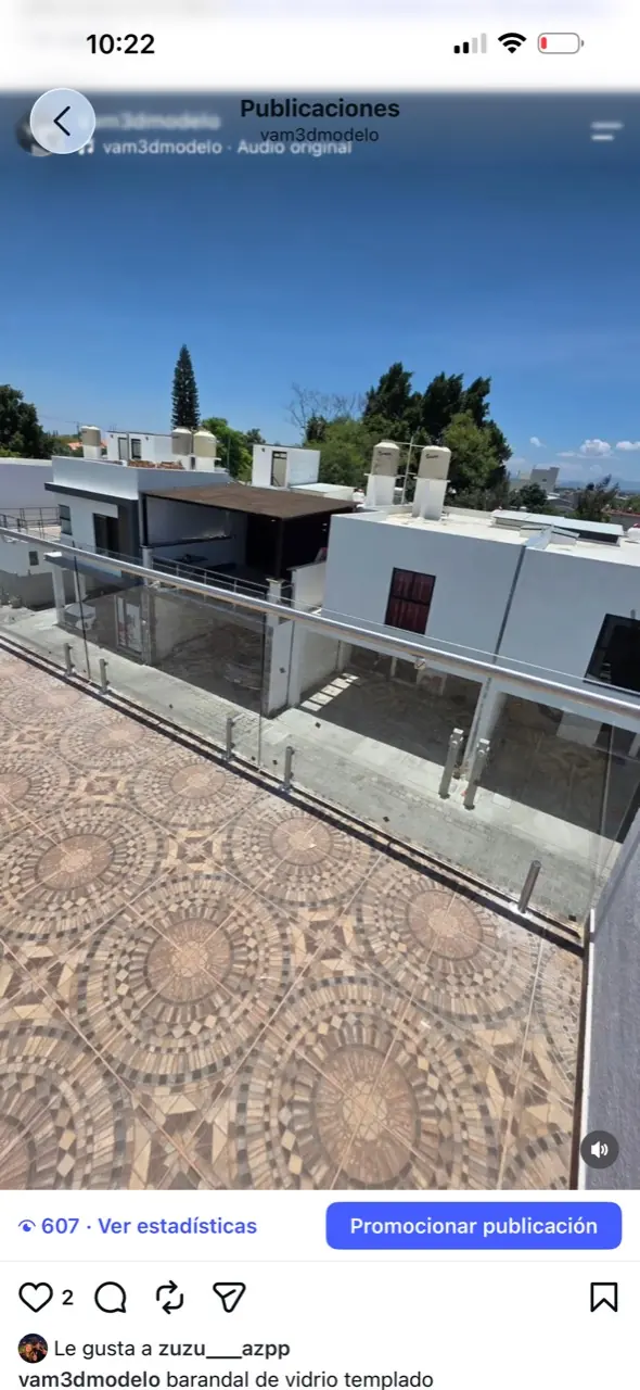 Barandal de vidrio de VAM instalado en terraza