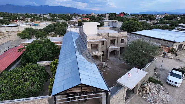 Vista aérea del techado terminado de VAM